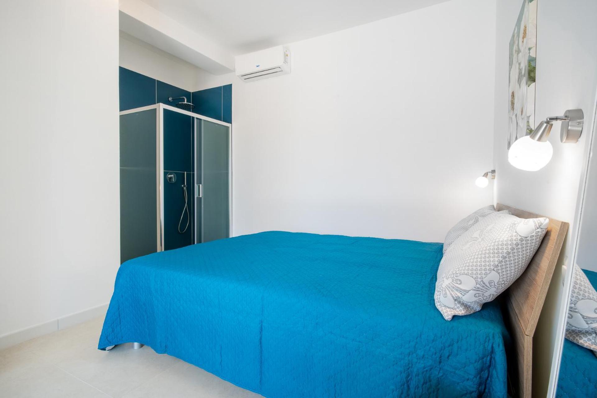 Ambra Holiday Rooms - Rooms & Beach San Teodoro  Dış mekan fotoğraf