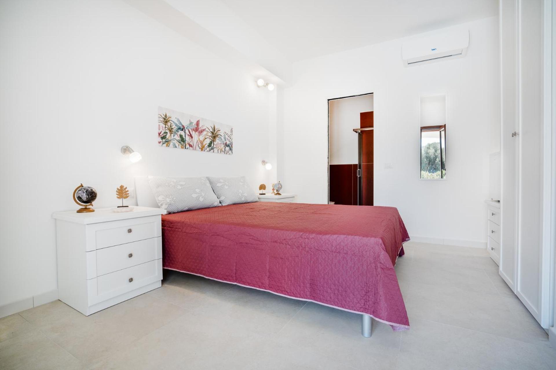 Ambra Holiday Rooms - Rooms & Beach San Teodoro  Dış mekan fotoğraf
