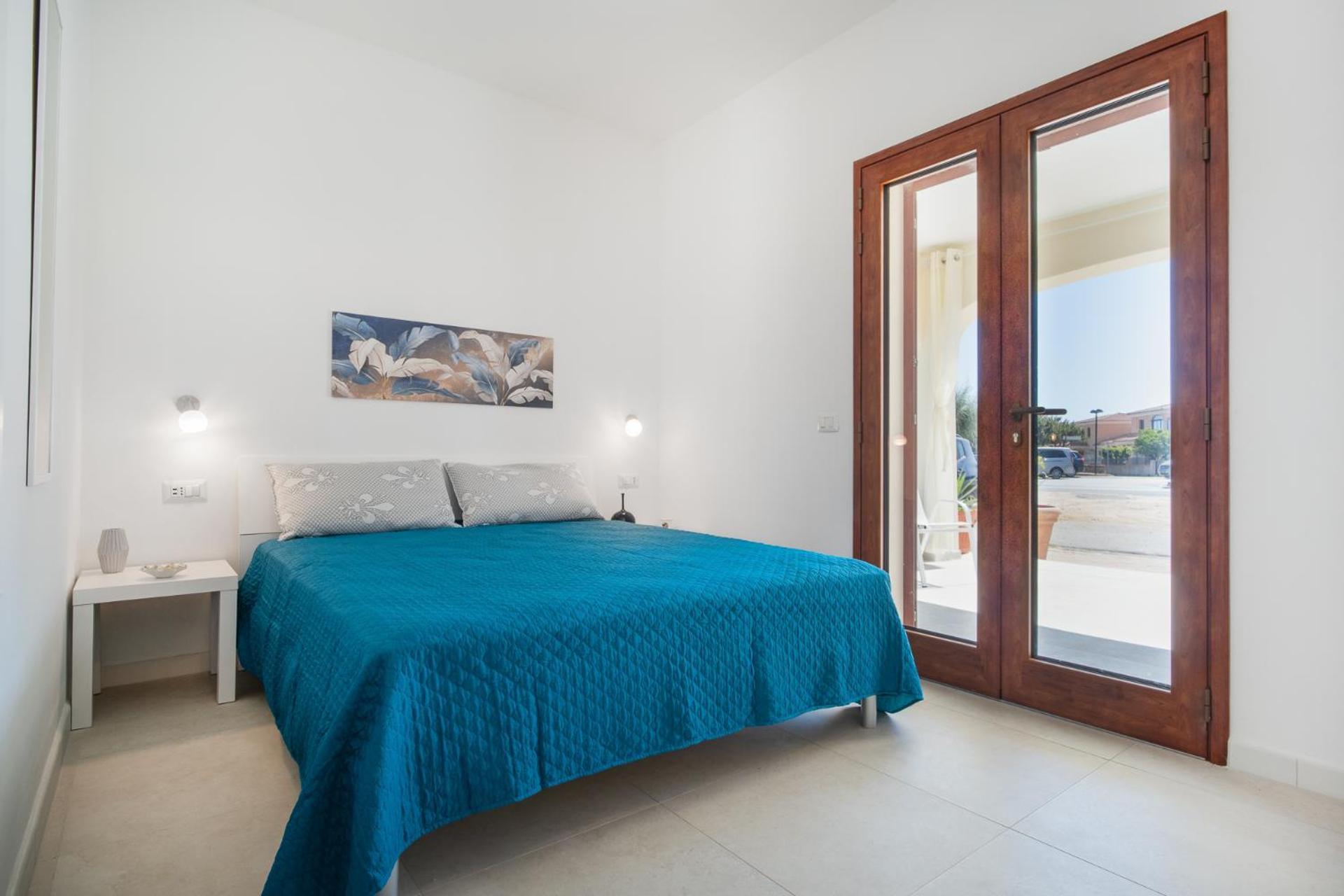 Ambra Holiday Rooms - Rooms & Beach San Teodoro  Dış mekan fotoğraf