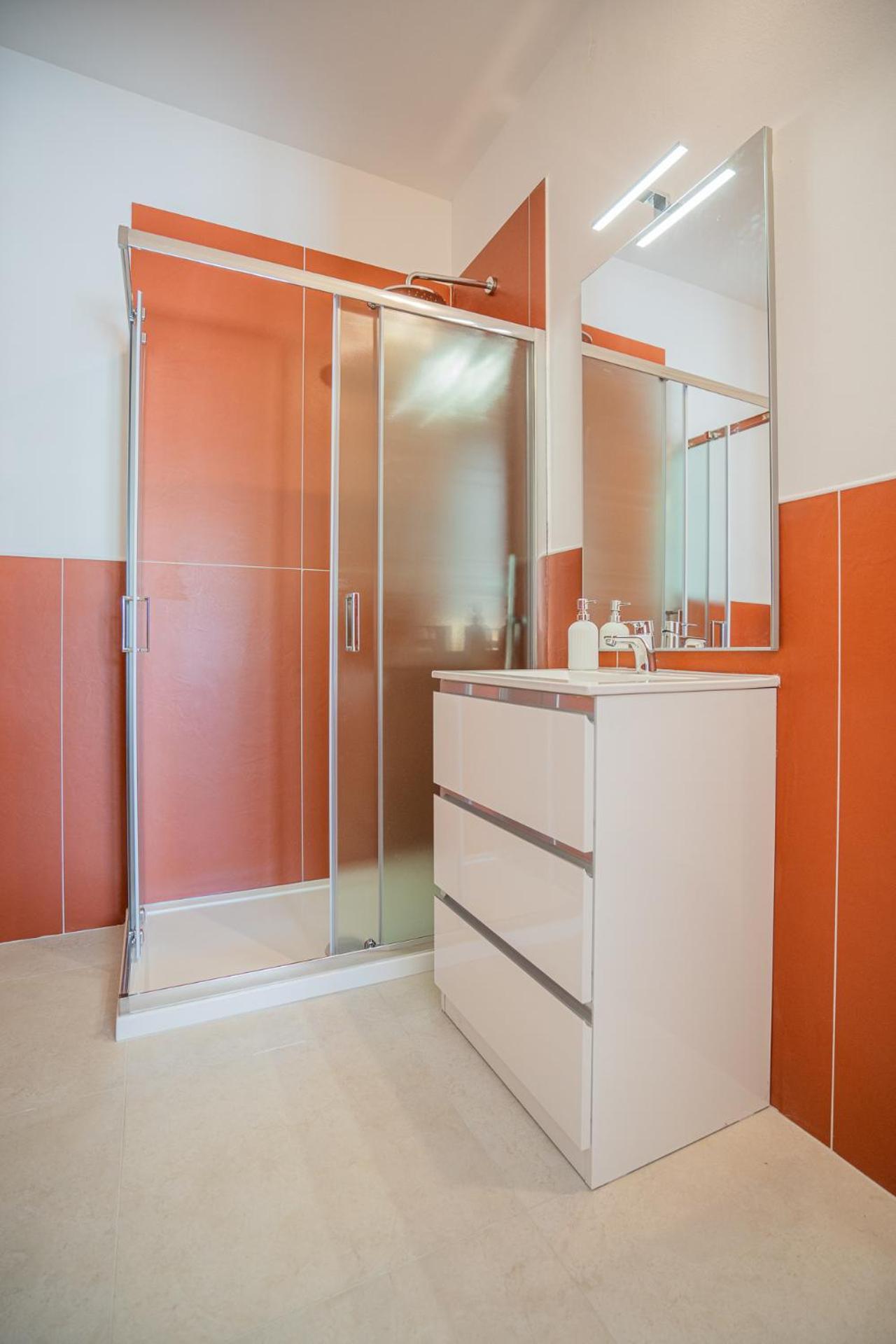 Ambra Holiday Rooms - Rooms & Beach San Teodoro  Dış mekan fotoğraf